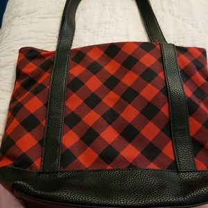 Buffalo plaid carry all